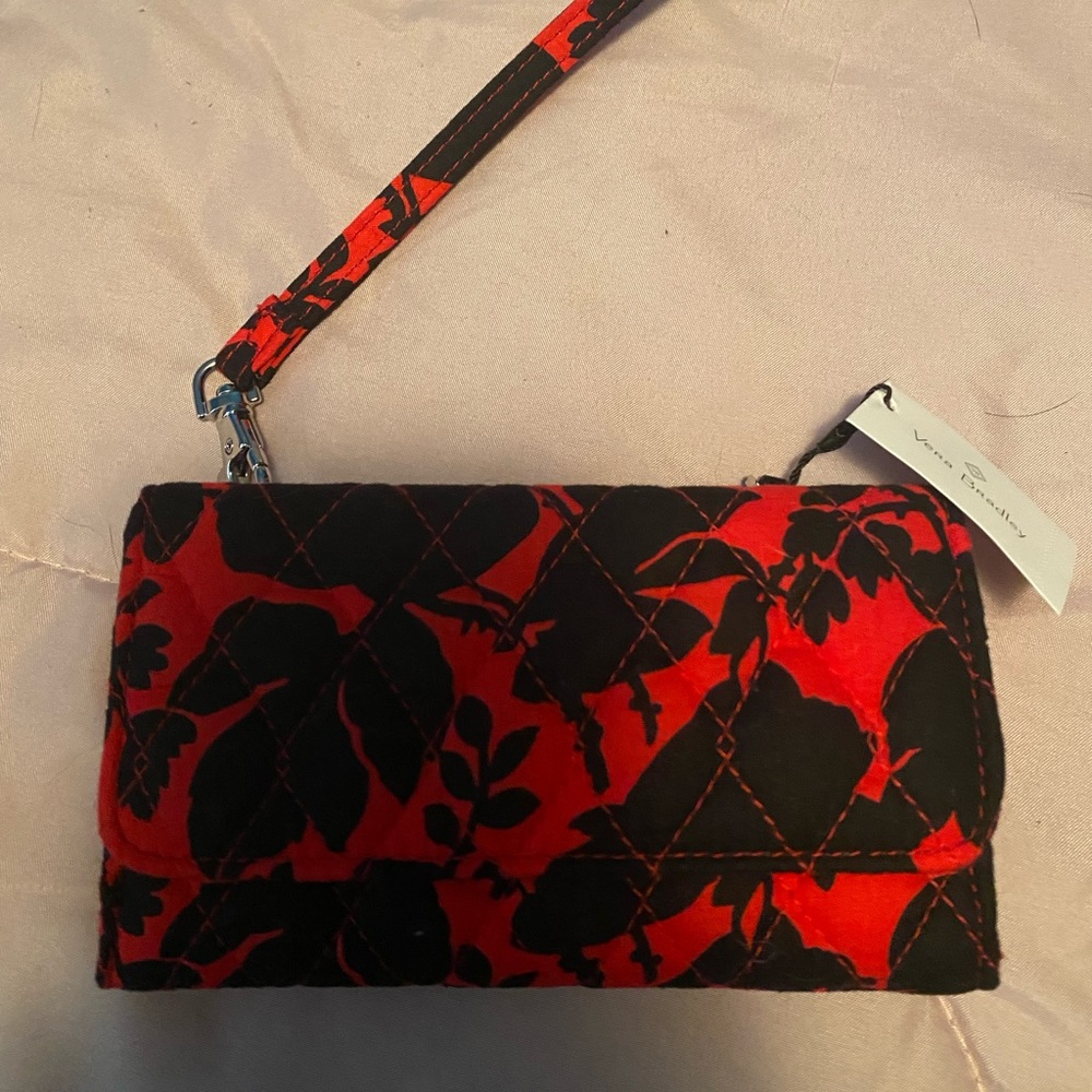 Vera wristlet
